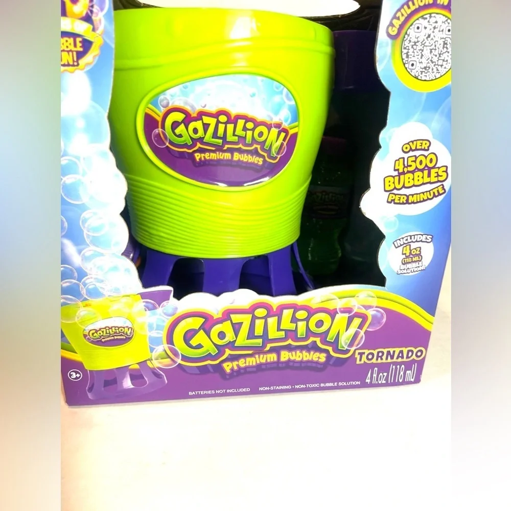 Gazillion Premium Bubble Machine Tornado Kids Outdoor Toy NEW